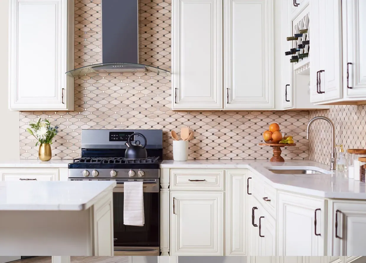 Kitchen in Arlington Oatmeal cabinets